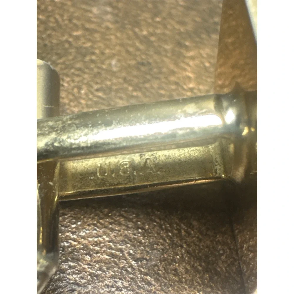 Vintage Hickok Canada Goldtone Rhinestone Cufflinks‎